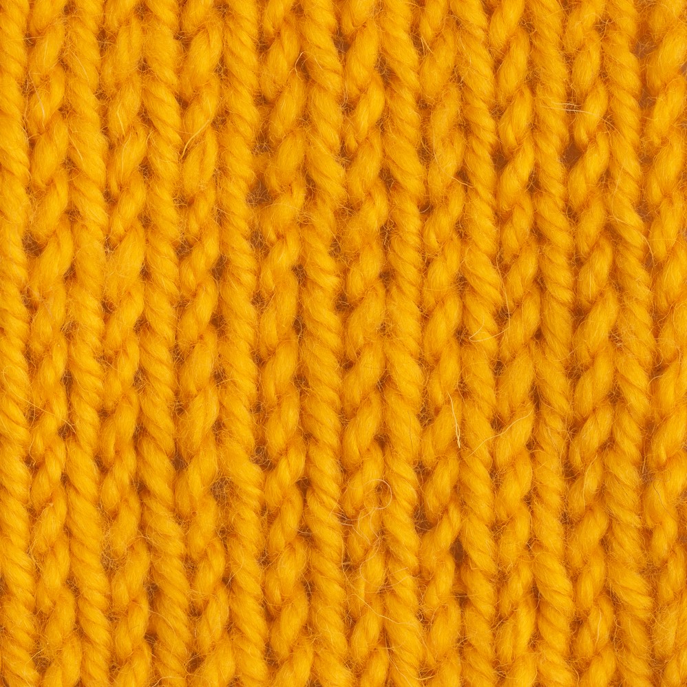 Cheerful 002 Cream Yarn and Colors