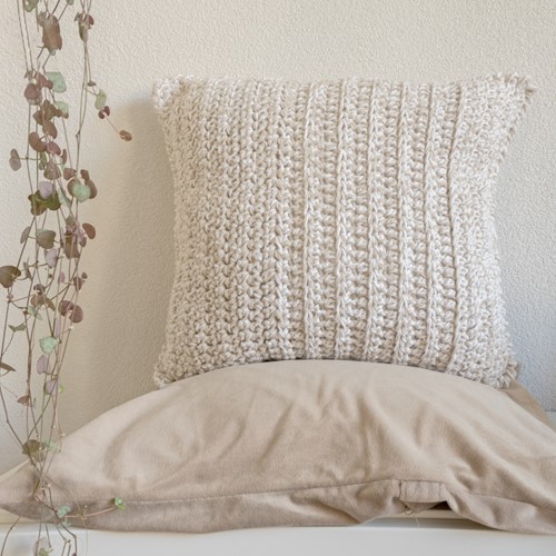 Be Gentle Cushion 004