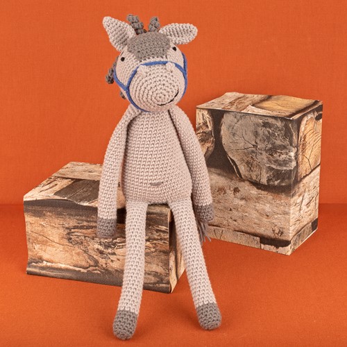 Hank Horse 096